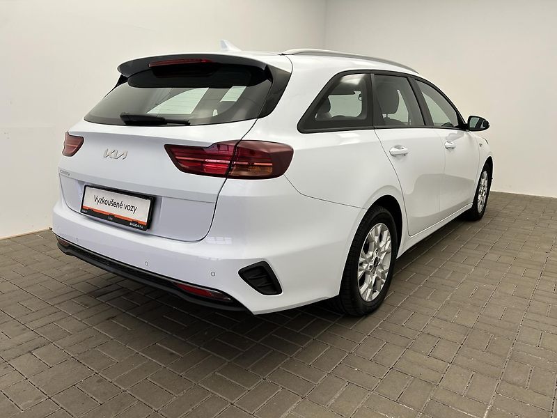 Kia Ceed 1.5 T-GDI Fresh - fotka 2 z 22