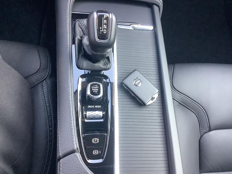 Volvo V90 (2018) CrossCountry 4x4  - fotka 19 z 40