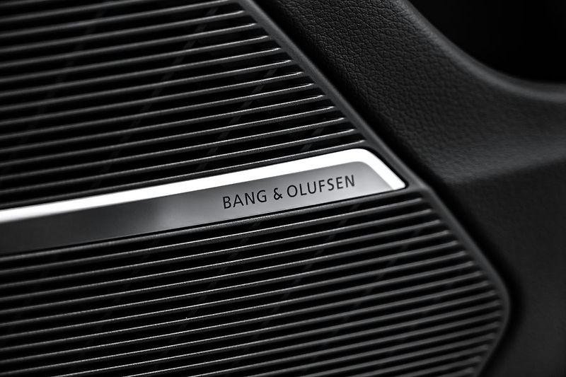 Audi Q8 50TDI 2x Sline Laser Vzduch B& - fotka 22 z 23