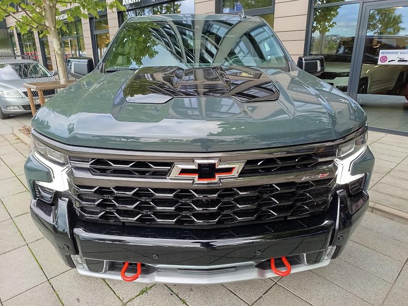 Chevrolet Silverado (2026) ZR2, NOVÝ VŮZ SKLADEM - fotka 10 z 22