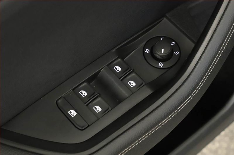 Škoda Superb (2024) Style 1.5 TSI - fotka 16 z 16
