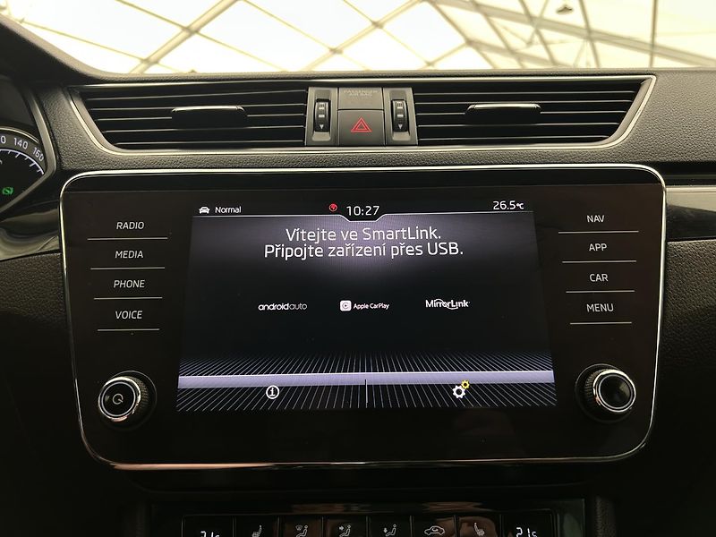 Škoda Superb 2.0 TDI L&K - fotka 13 z 29