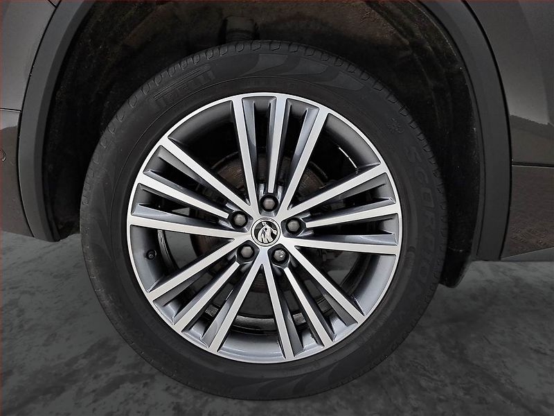 Škoda Kodiaq (2018) Laurin&Klement 2.0 TDI 4x4 - fotka 15 z 19
