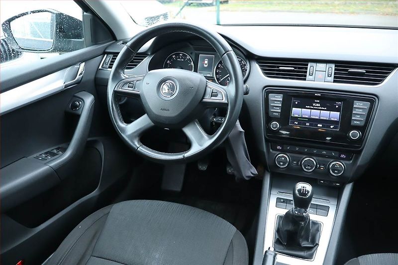 Škoda Octavia (2013) 1.2 TSI, Serv.kniha, Tempomat - fotka 7 z 24
