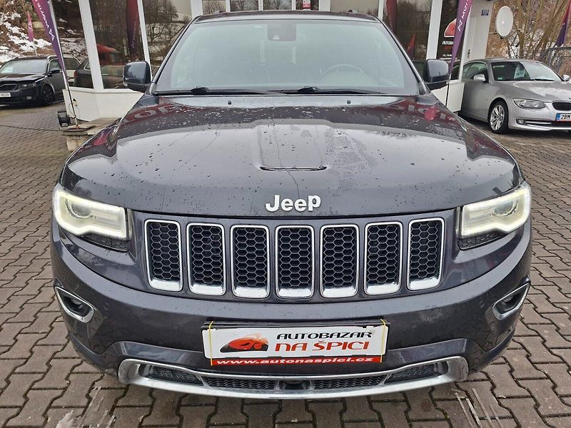 Jeep Grand Cherokee (2015) 3.0CRDi 184kW 4x4 8A OVERLAND - fotka 3 z 37