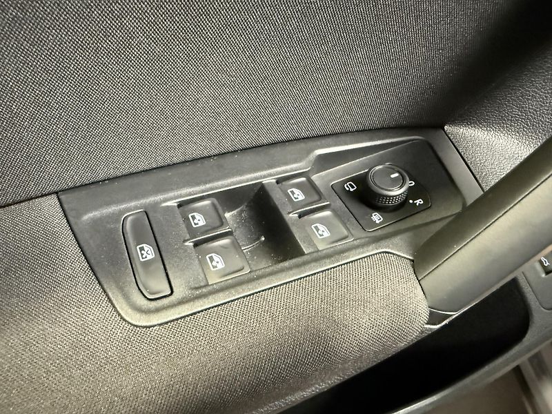 Volkswagen Tiguan 1.5 TSI ACT 110kW DSG Life - fotka 12 z 16
