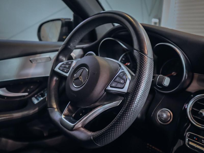 Mercedes-Benz GLC 250 4M AMG - fotka 8 z 24