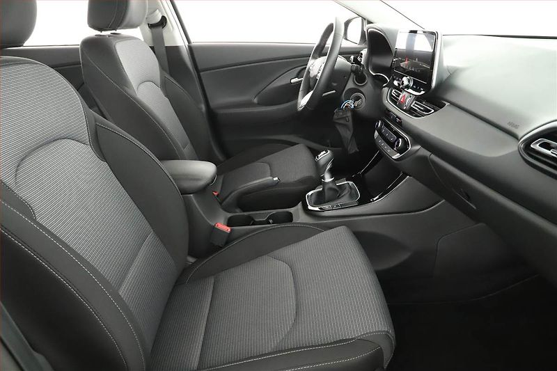 Hyundai i30 (2026) 1.0 T-GDI, COMFORT, KAMERA - fotka 7 z 13