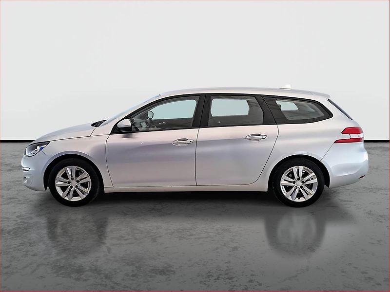 Peugeot 308 (2015) Active 1.2 e-THP, Navi - fotka 3 z 19