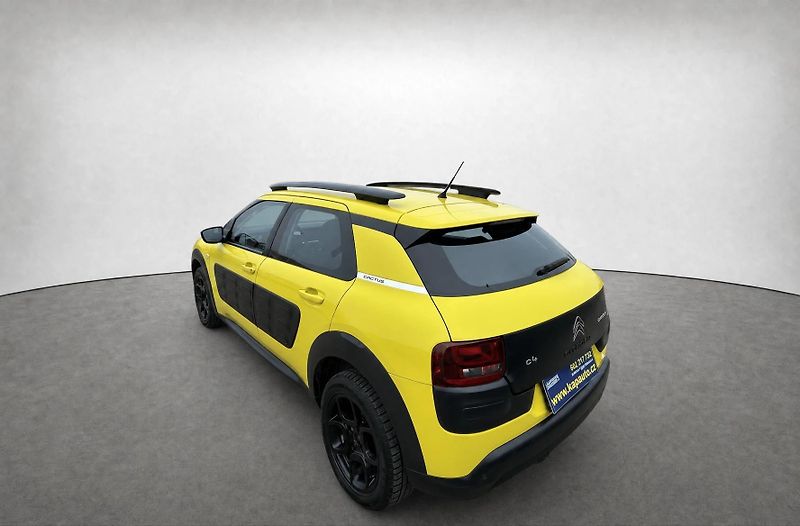 Citroën C4 Cactus 1.2 Pure Tech FEEL - fotka 24 z 34