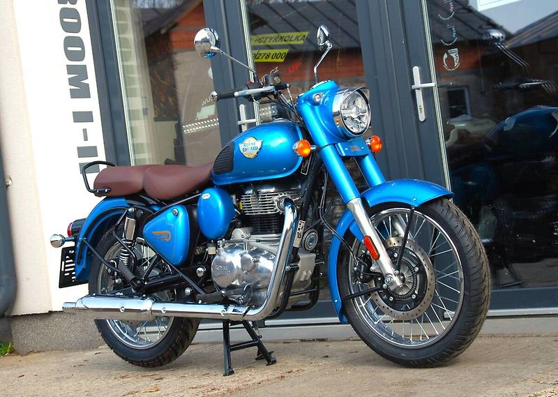 Royal Enfield Classic 350 (2026) PŘEDVÁDĚCÍ STROJ, DPH - fotka 2 z 25