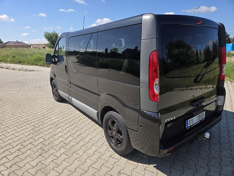 Opel Vivaro 2.0CDTI 84kw  - fotka 11 z 30