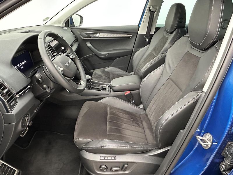 Škoda Karoq 1.5 TSI Top selection - fotka 6 z 28