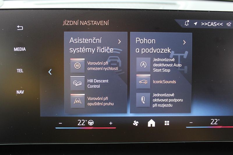 BMW X1 xDrive23i Mpakte CZ DPH - fotka 20 z 24