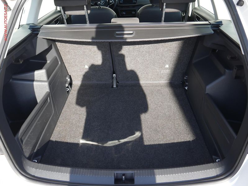 Škoda Fabia (2021) 1.0 TSi, ČR, Style, LED - fotka 8 z 18