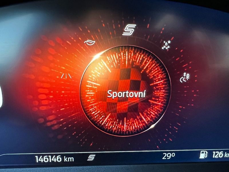 Ford Focus (2021) Active X 1.5 88KW! Tažné! LED - fotka 32 z 45