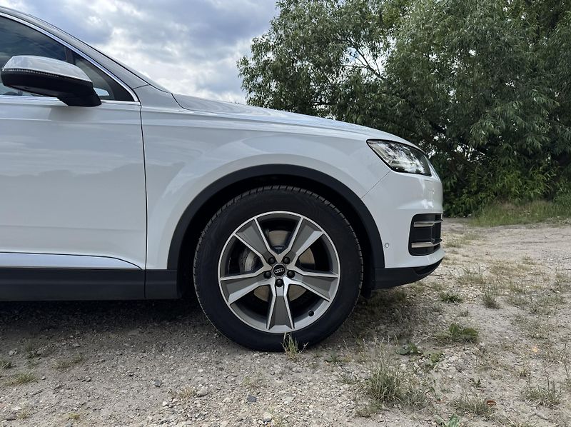 Audi Q7 3.0 TDI HNĚDÁ KŮŽE MAX - fotka 14 z 49