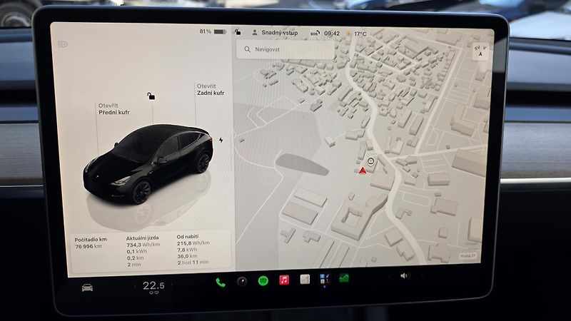 Tesla Model Y (2024) Long Range AWD DE SoH93,6% TZ - fotka 39 z 43