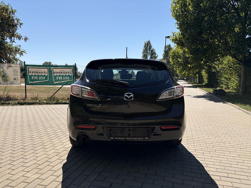 Mazda 3 1.6 90th Anniversary - fotka 9 z 29