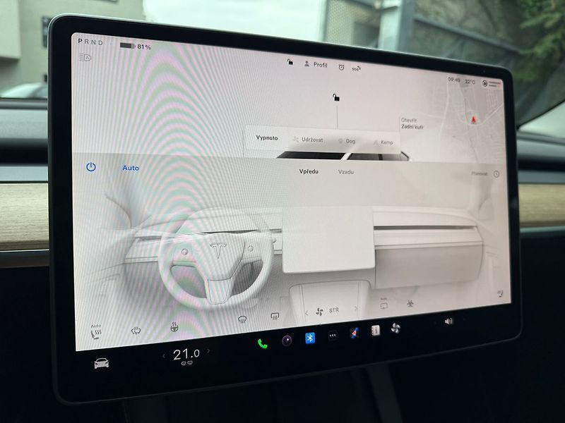 Tesla Model Y LR AWD Tažné / Záruka - fotka 16 z 41