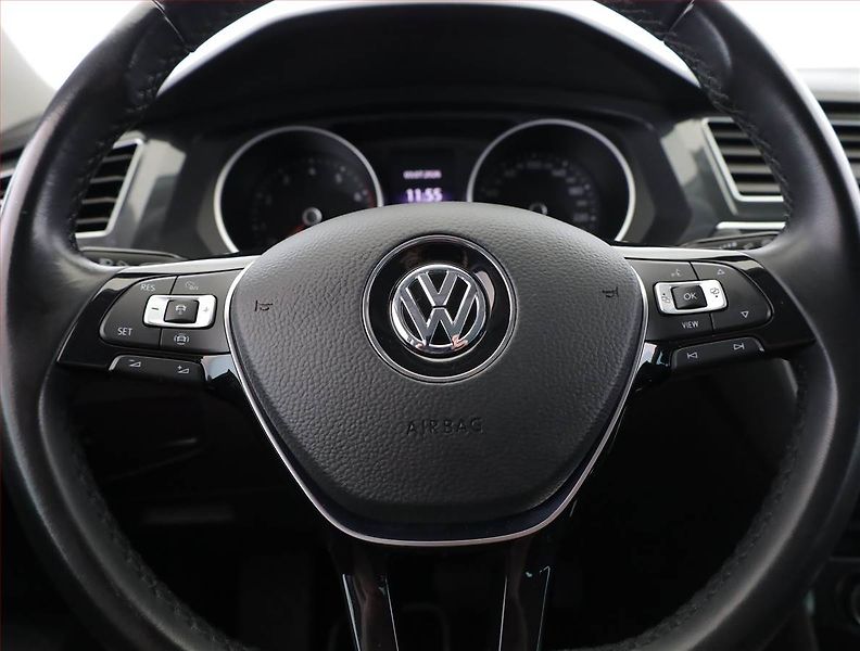 Volkswagen Tiguan (2019) Comfortline 2.0 TSI - fotka 8 z 17