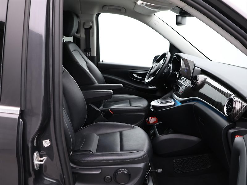 Mercedes-Benz Třídy V 2,0 V 300 d L Auto 174kW DPH - fotka 13 z 34
