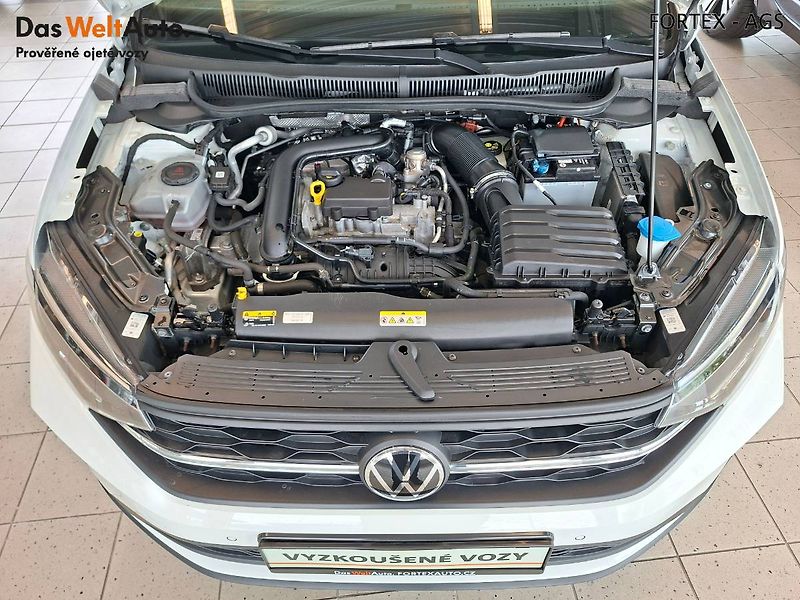 Volkswagen Taigo (2022) 1.0 TSI,70kW - fotka 26 z 28