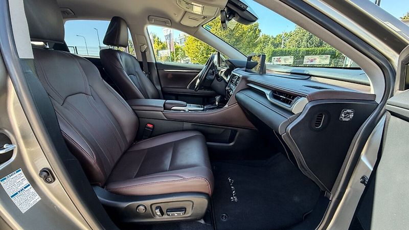 Lexus RX 450h 450H 3,5 HEV EXECUTIVE - fotka 13 z 27