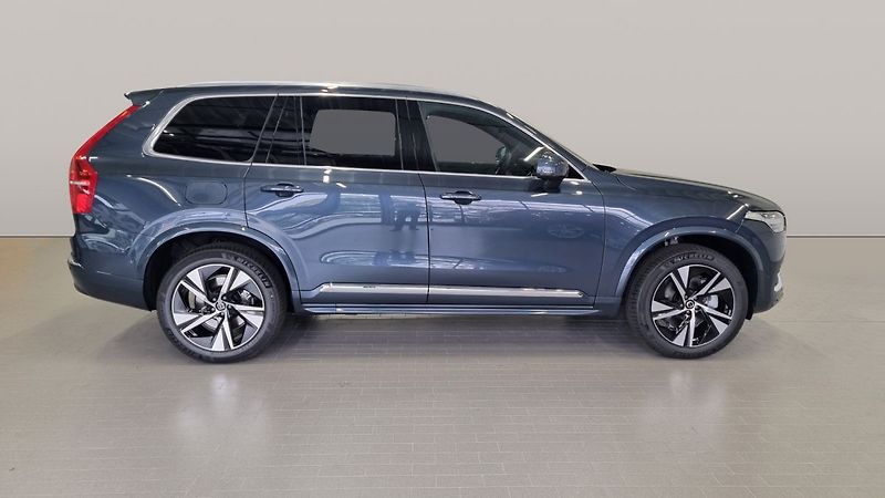 Volvo XC90 (2025) B5 2.0L 250+14 HP AT8 AWD PLUS - fotka 5 z 20