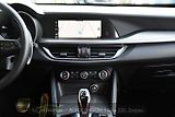 Alfa Romeo Stelvio 2.0T 16V 206kW VELOCE AT8 Q4 - náhled 23