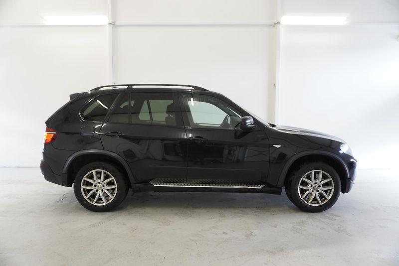 BMW X5 3,0 XDRIVE35D AUT. - fotka 4 z 34