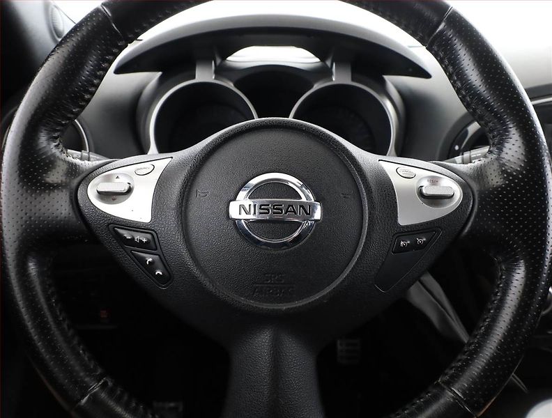 Nissan Juke (2011) 1.6 DIG-T, 4X4, Automat - fotka 8 z 17