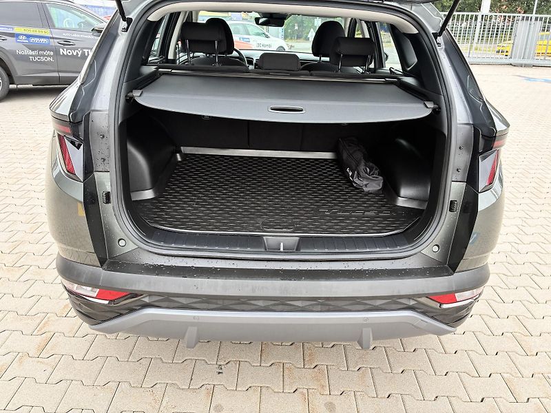 Hyundai Tucson 1.6T-GDi 110kW COMFORT - fotka 28 z 28