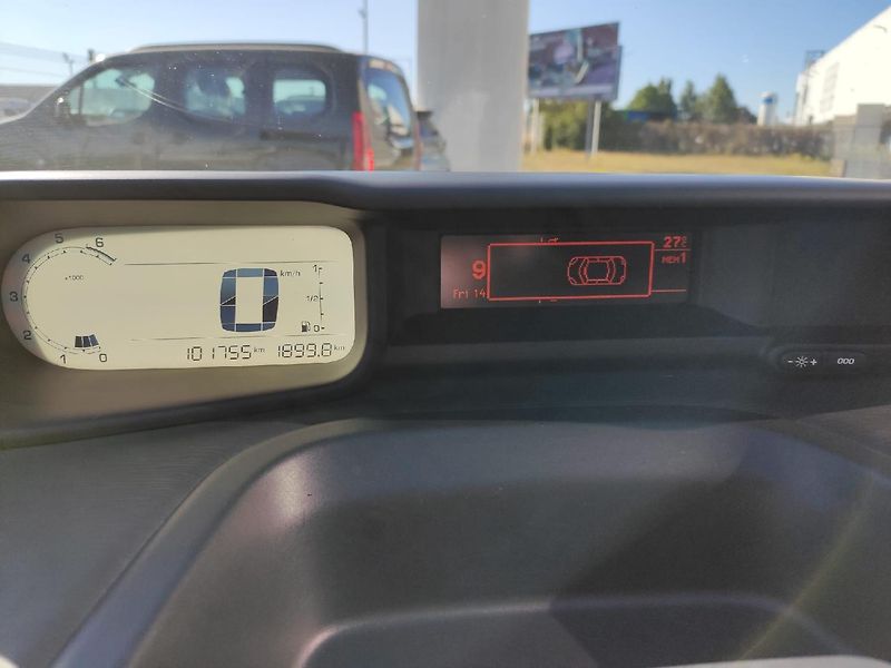 Citroën C3 Picasso (2016) 1.4i 95k MAN5 první majitel - fotka 22 z 24