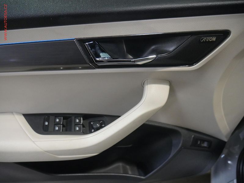 Škoda Karoq (2017) 1.5TSi, ČR, Style, DSG, kůže - fotka 14 z 28