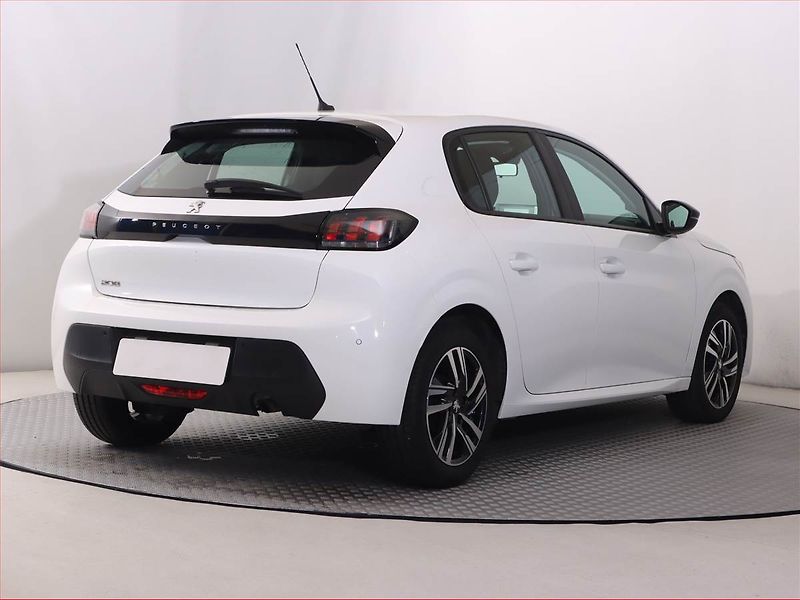Peugeot 208 (2023) Active Pack 1.2 PureTech - fotka 5 z 19