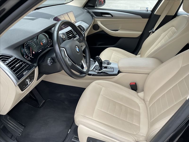 BMW X3 xDrive20d M SPORT,ČR.1.MAJ. - fotka 25 z 40