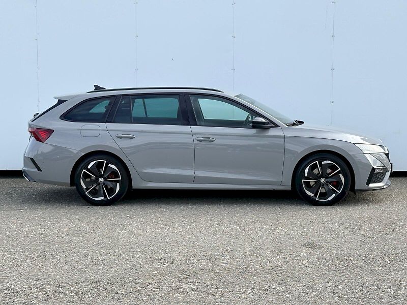 Škoda Octavia (2021) Combi DSG 2.0 TDI / 147kW / RS - fotka 22 z 33