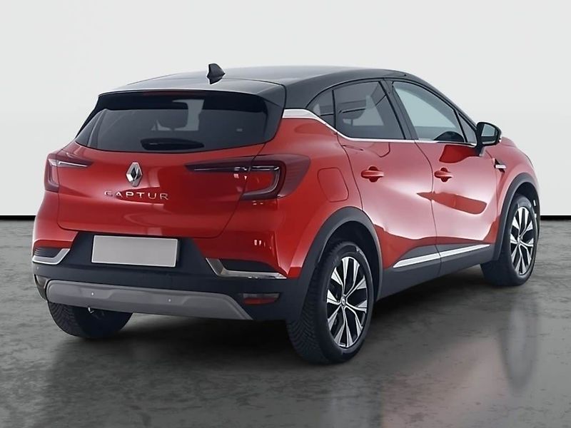 Renault Captur (2024) 1.3 TCe MHEV - fotka 5 z 20