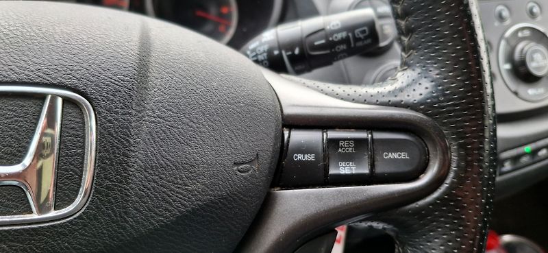 Honda Jazz 1.4 VTEC 73 KW - fotka 34 z 37