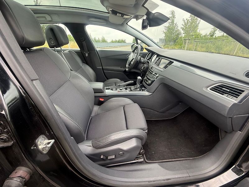 Peugeot 508 SW AUTOMATICKÁ PŘEVODOVKA,PANO - fotka 12 z 18