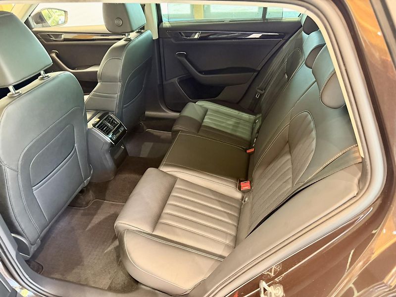 Škoda Superb iV 1.4 TSi 160 Kw PHEV L&K - fotka 22 z 33