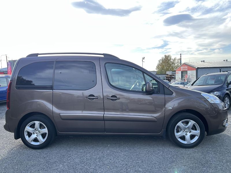 Peugeot Partner Tepee 1.6i KLIMA KOUPENO V ČR 1.MAJ. - fotka 8 z 37