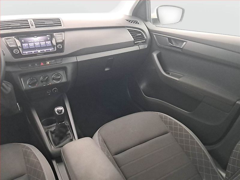 Škoda Fabia (2021) 1.0 TSI, ČR,1.maj, Tempomat - fotka 7 z 17