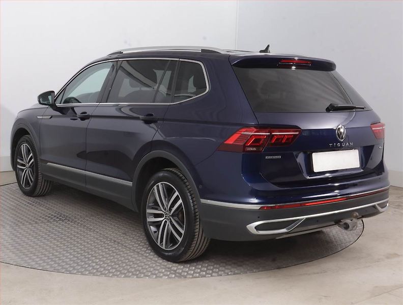 Volkswagen Tiguan Allspace (2022) 2.0 TDI - fotka 4 z 17