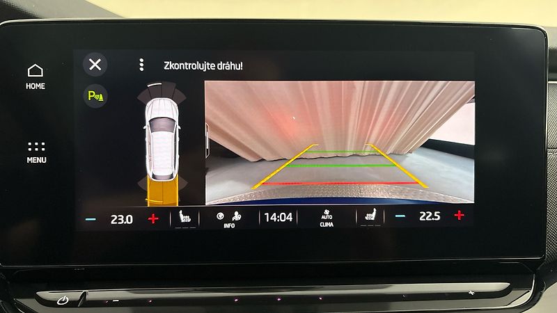 Škoda Octavia 2.0 TDI DSG Style Combi - fotka 12 z 26
