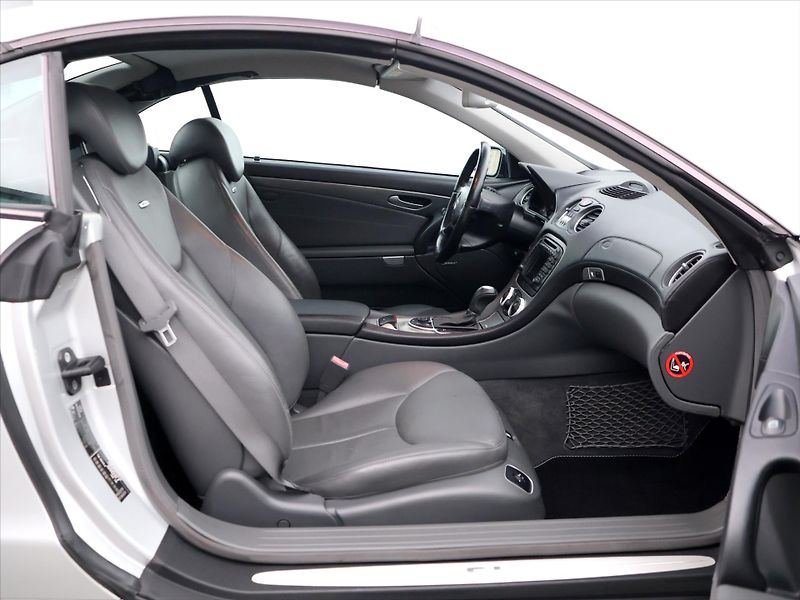 Mercedes-Benz SL 500 5,0 225kW Aut.klima Tempo - fotka 12 z 38