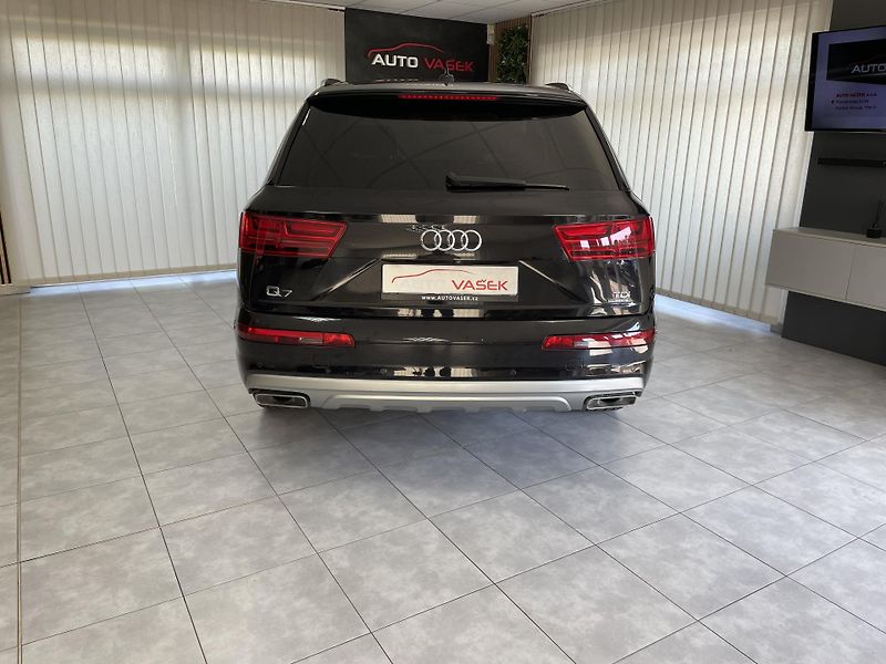Audi Q7 3.0TDi 4x4 AT KŮŽE TZ HEAD-UP  - fotka 9 z 31