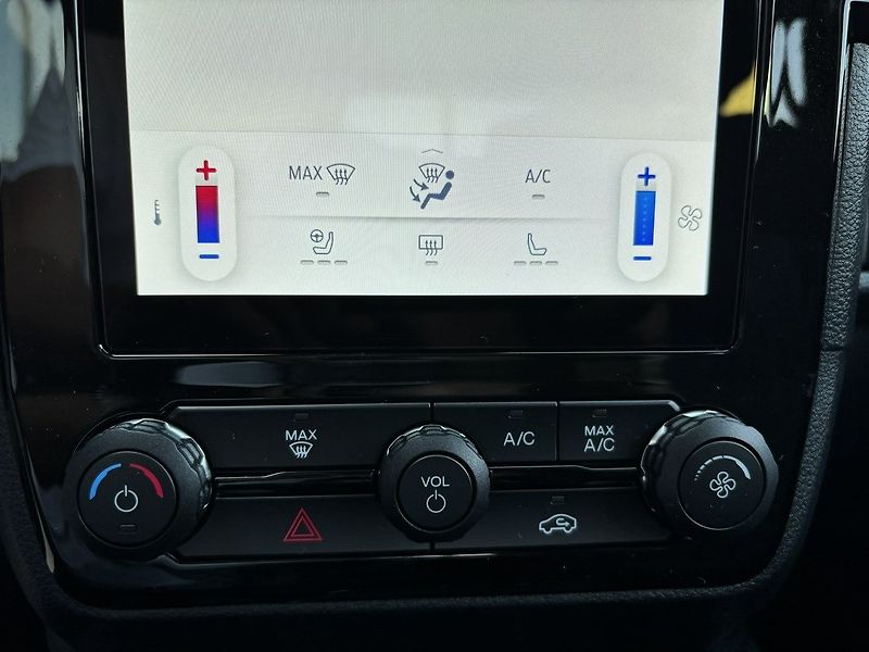 Ford Ranger (2025) XLT, Dvojkabina, 2.0 EcoBlue 1 - fotka 19 z 32