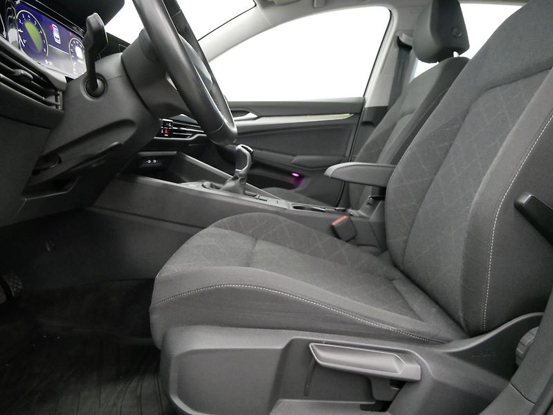 Volkswagen Golf - fotka 13 z 23